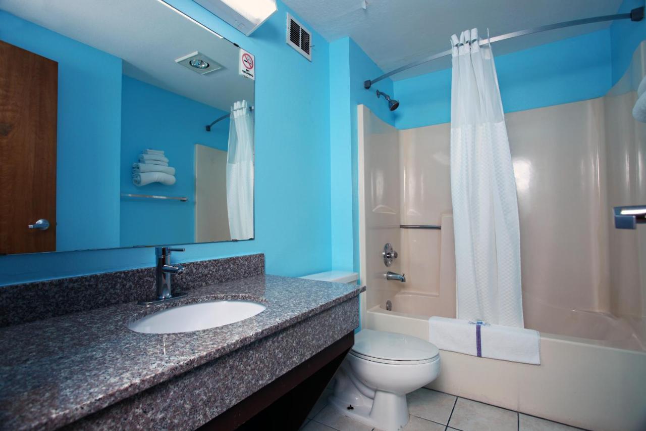 Coratel Inn & Suites By Jasper Newton Exterior foto
