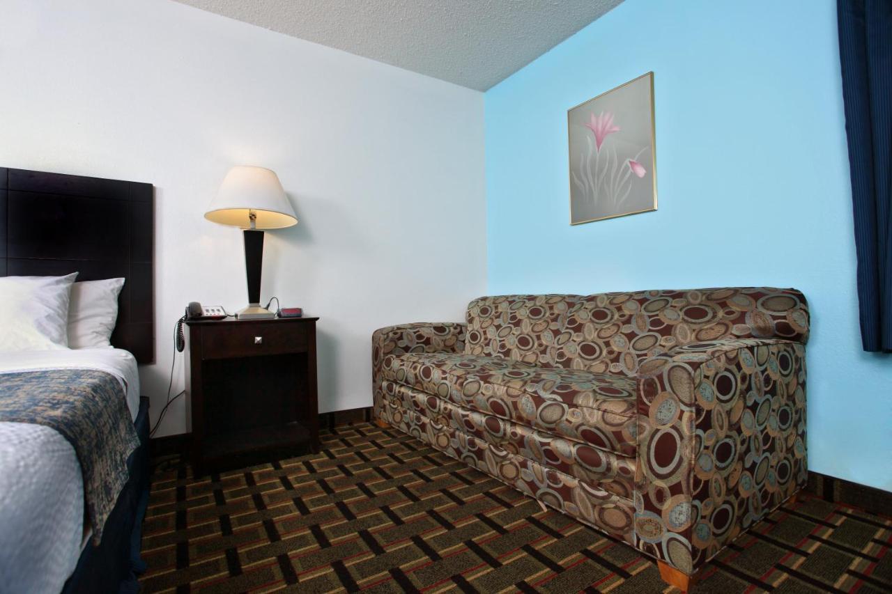 Coratel Inn & Suites By Jasper Newton Exterior foto