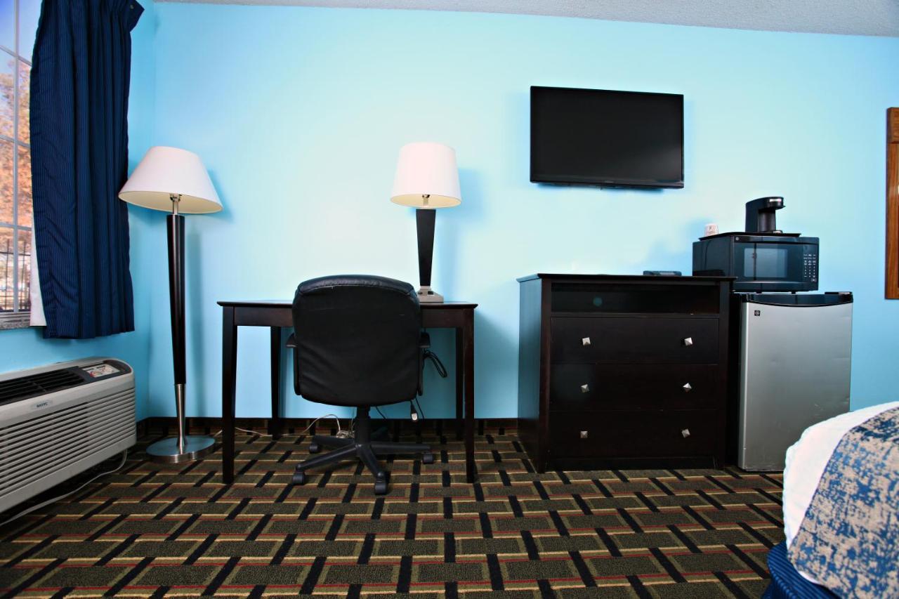 Coratel Inn & Suites By Jasper Newton Exterior foto